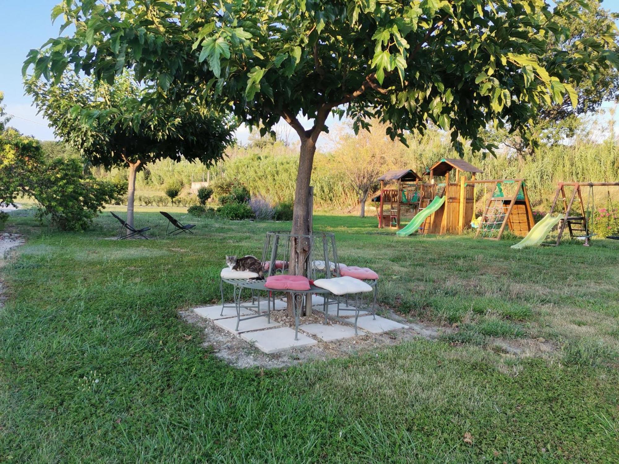 Gite En Provence "Rose" Modene Kültér fotó